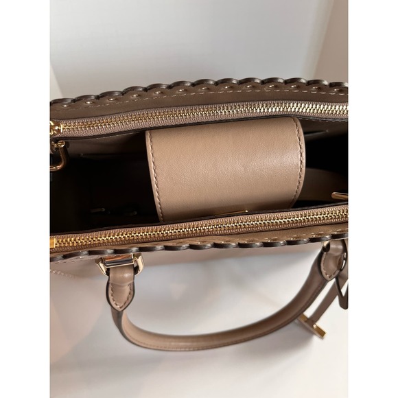 Michael Kors Benning Large Scalloped Leather Satchel Truffle Excellent Condition - Picture 13 of 15